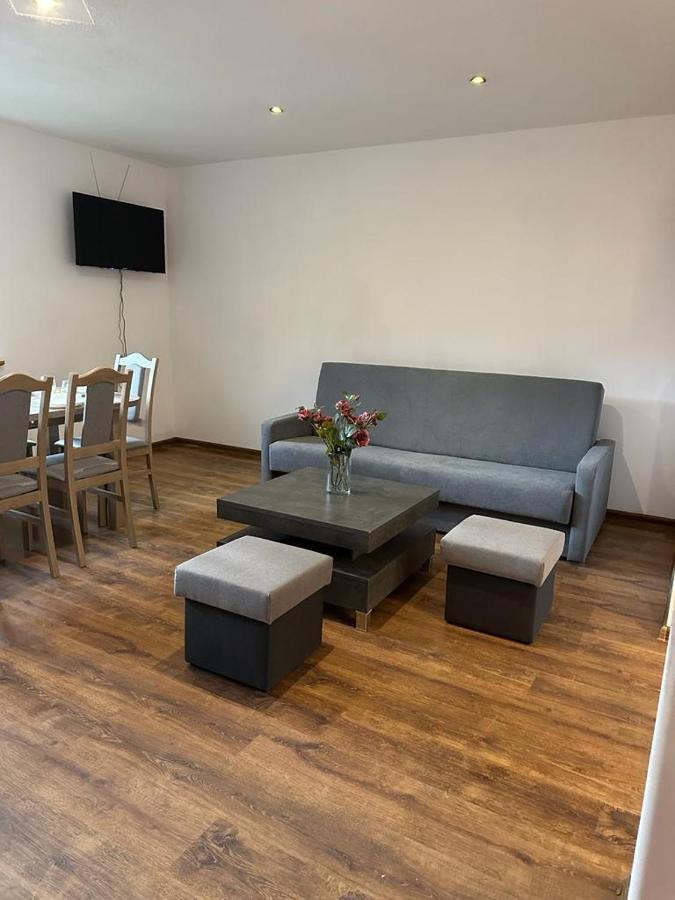 Apartament Agroturystyka Alpaka Konradow Konradow  Zewnętrze zdjęcie
